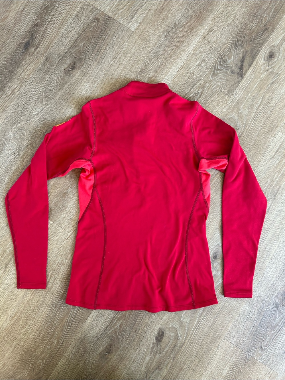 Arc'teryx Women's Red Half-Zip Performance Pullover Base Layer - Picture 4 of 5